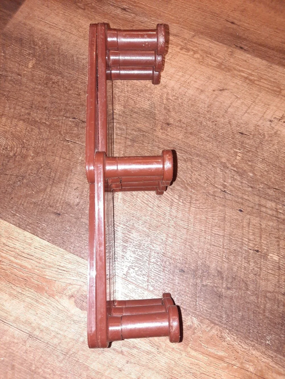Vintage 1980 Expandable Brown Wooden Wall Peg Rack